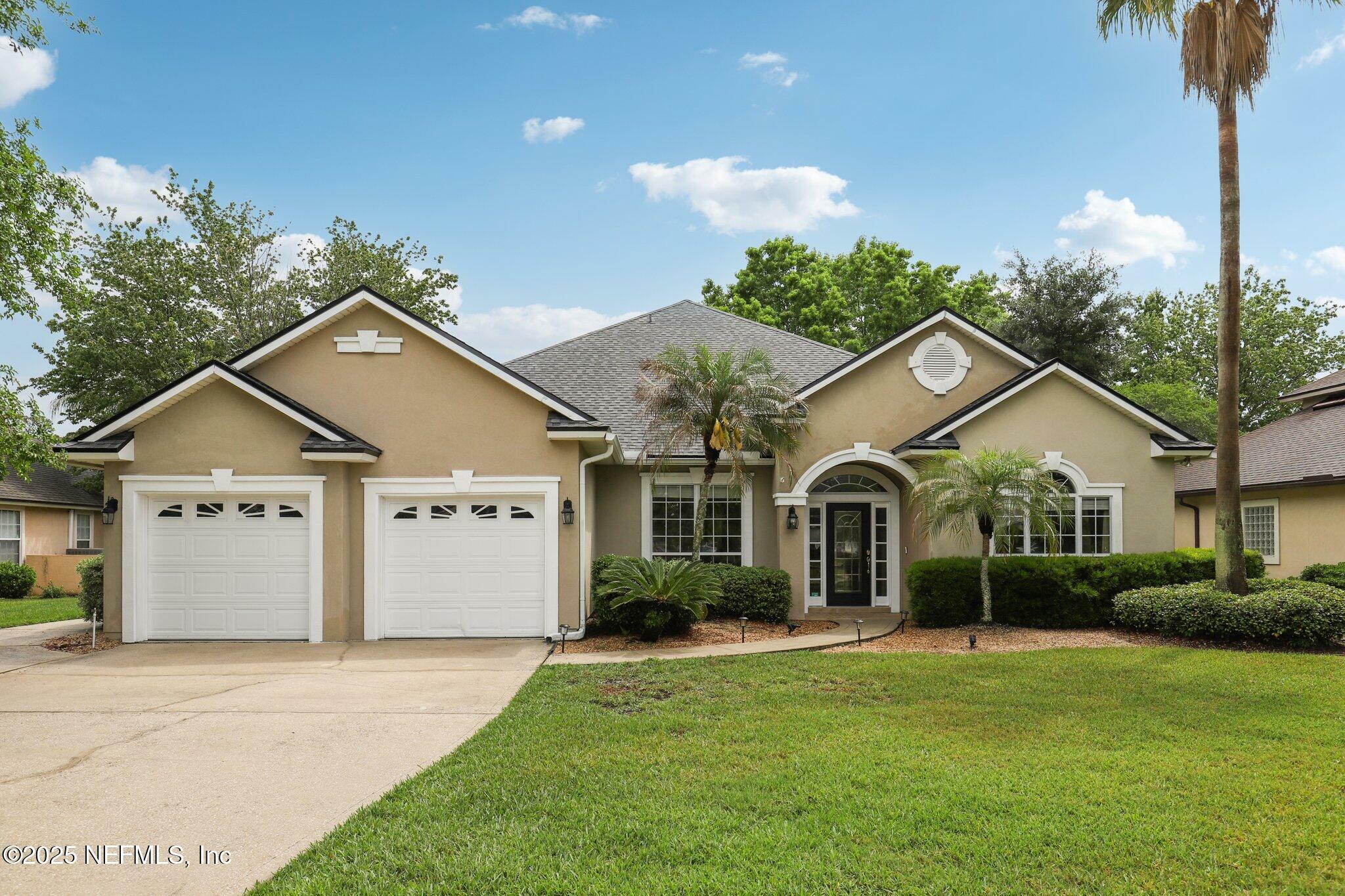 Property Photo:  2260 Harbor Lake Drive  FL 32003 
