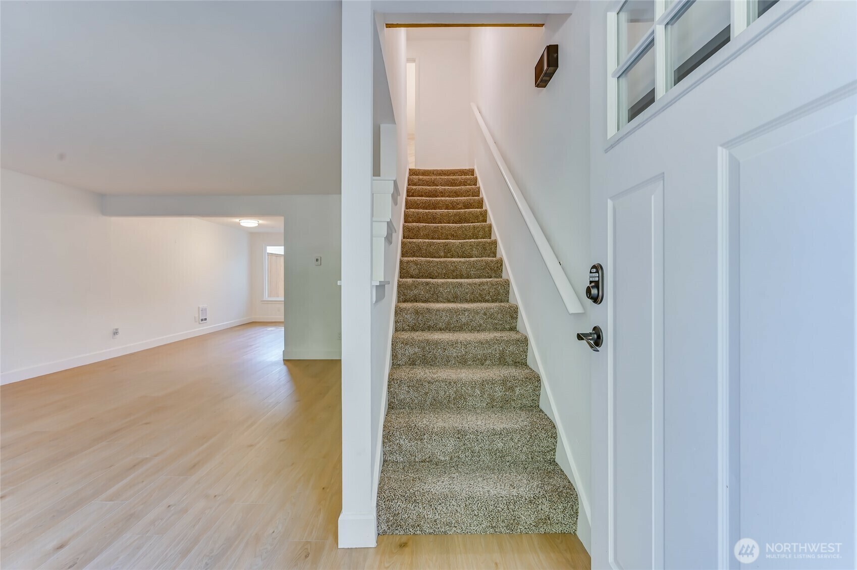 Property Photo: 1717 150th Avenue SE 18 WA 98007