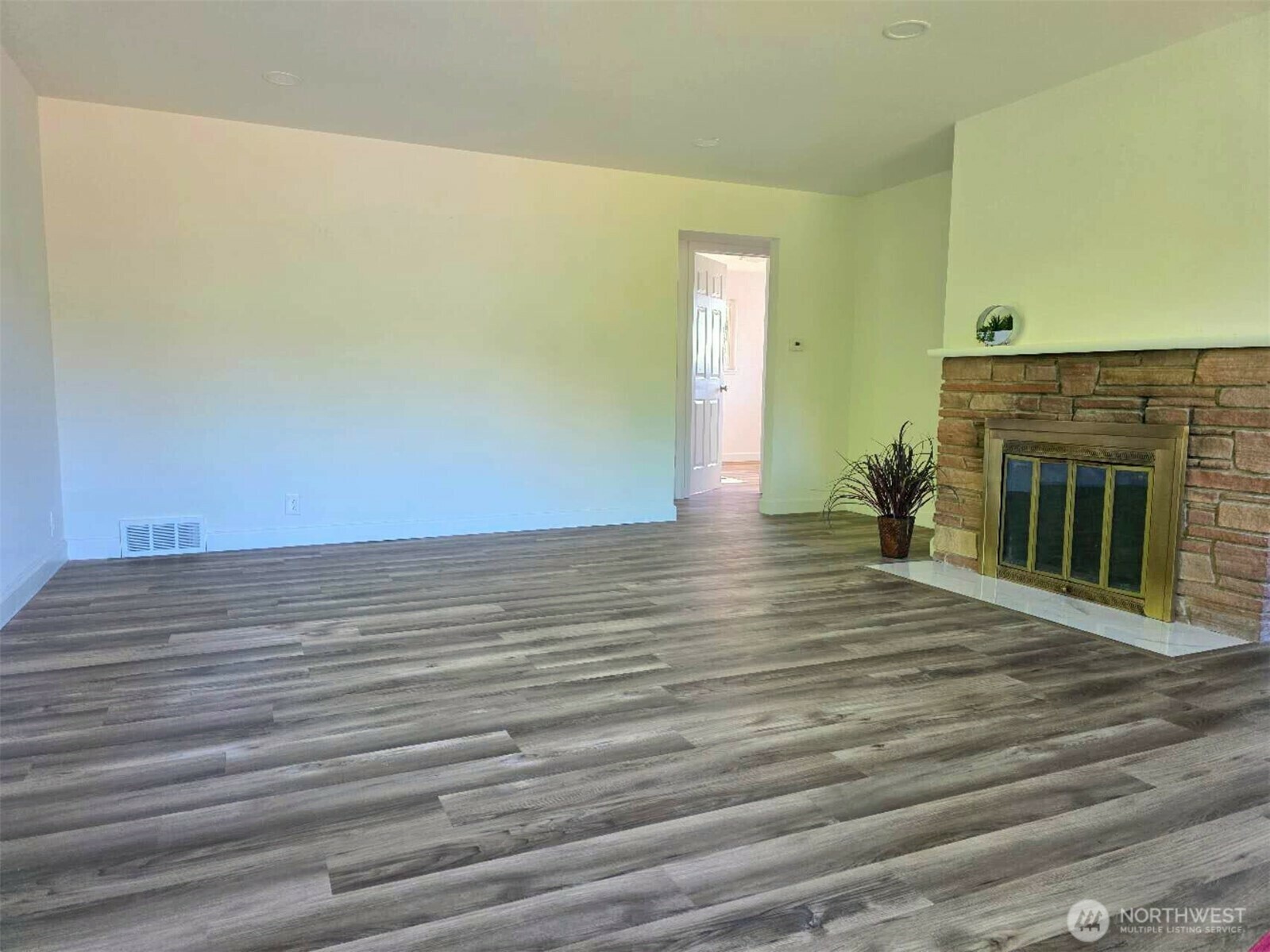 Property Photo:  1729 S Columbian Way  WA 98108 