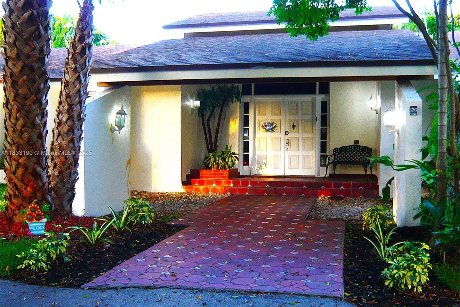 Property Photo: 17123 SW 78th Pl FL 33157