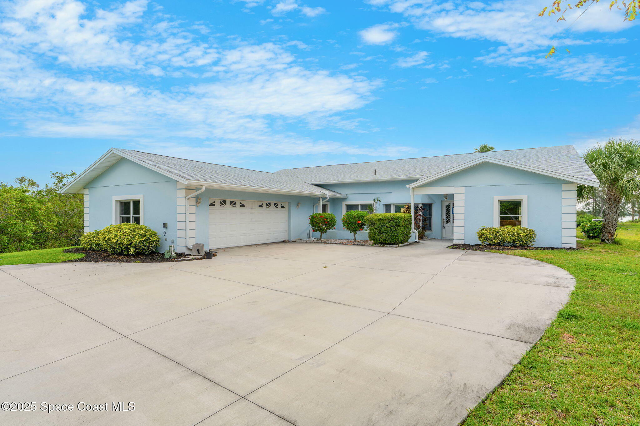 Property Photo:  9605 S Tropical Trail  FL 32952 