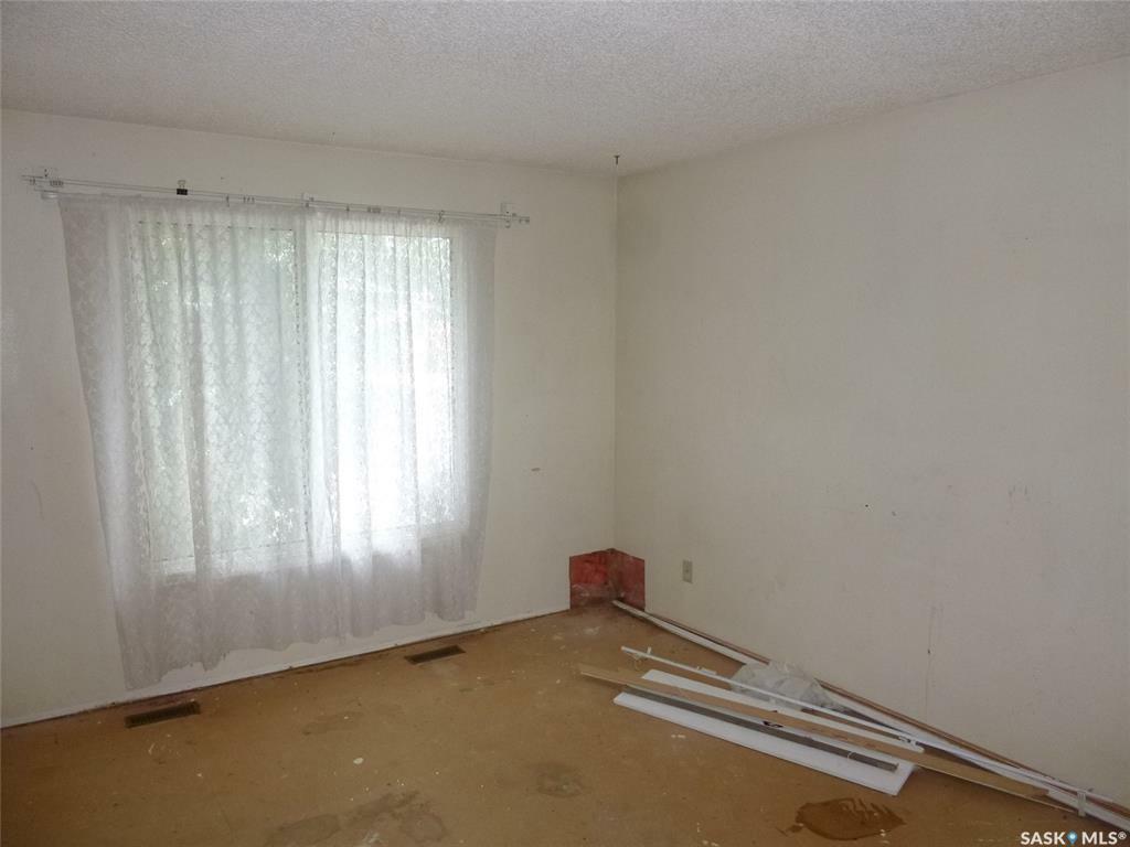 Property Photo: 1543 Stadacona W SK S6H 6S3