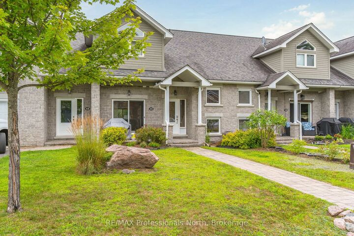 46 Webb Circle  Dysart Et Al ON K0M 1S0 photo