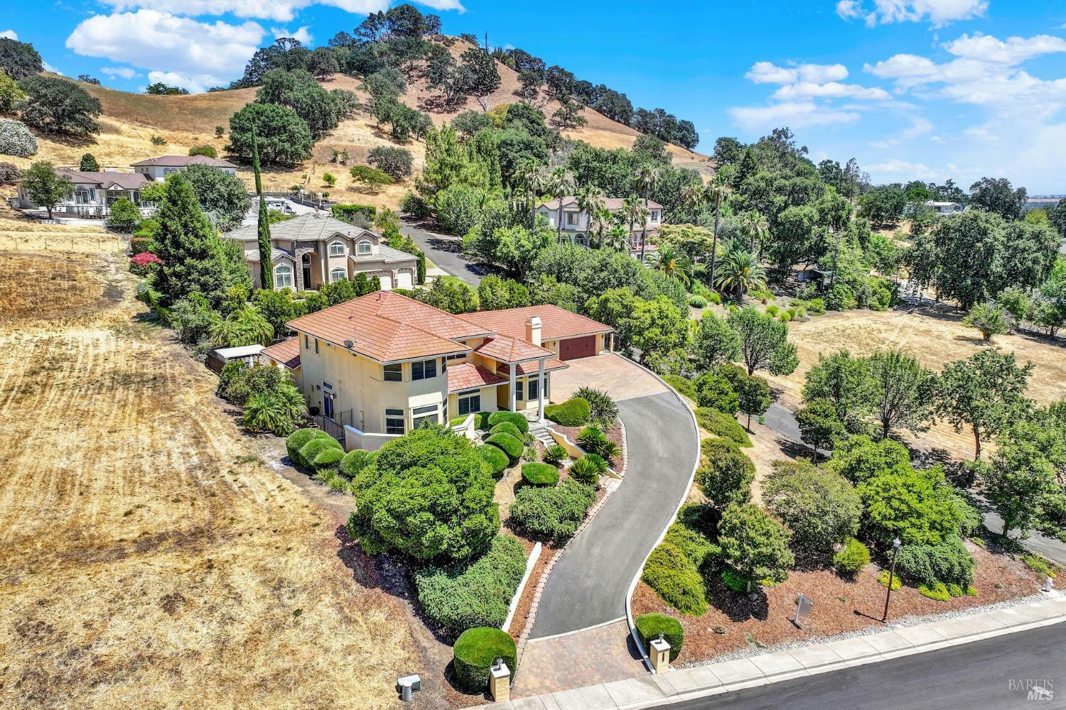 Property Photo: 6021 N Vine Street CA 95688