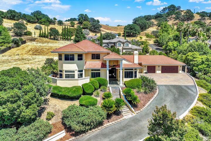 Property Photo:  6021 N Vine Street  CA 95688 