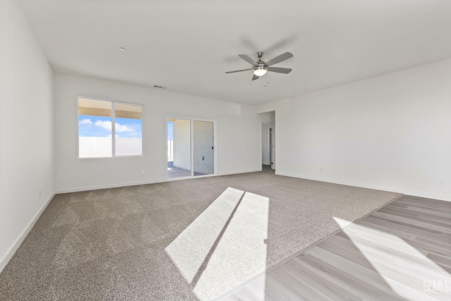 Property Photo: 8008 Ita Palm Way CA 93313