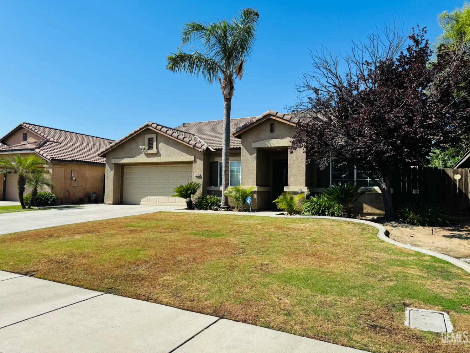 Property Photo: 13213 Ridgeway Meadows Drive CA 93314