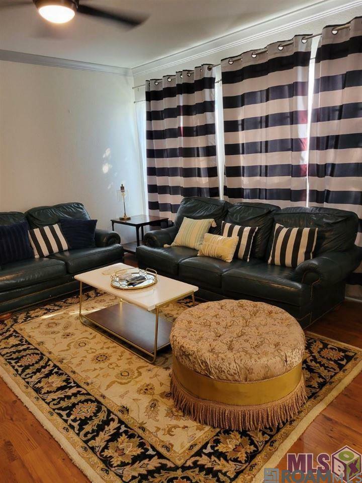 Property Photo: 710 E Boyd Dr #406 LA 70808