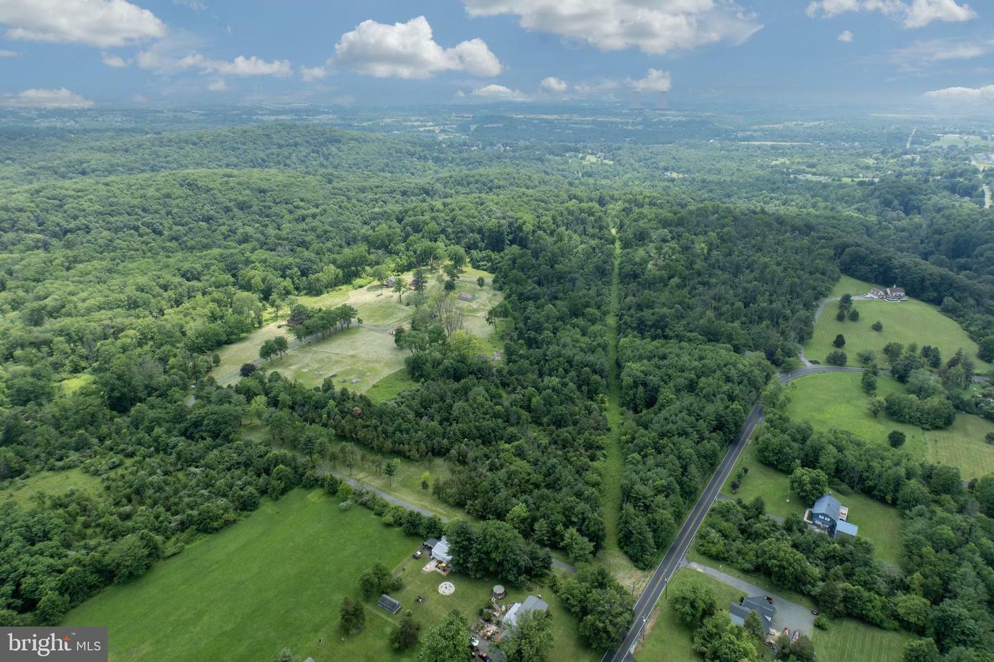 Property Photo: 2488 Sanatoga Rd PA 19464