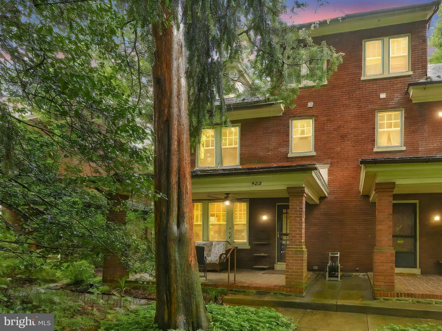 Property Photo: 528 State Street PA 17603