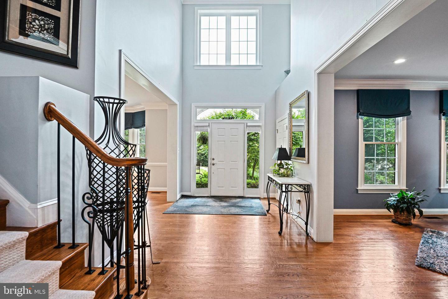 Property Photo: 12413 English Garden Court VA 20171