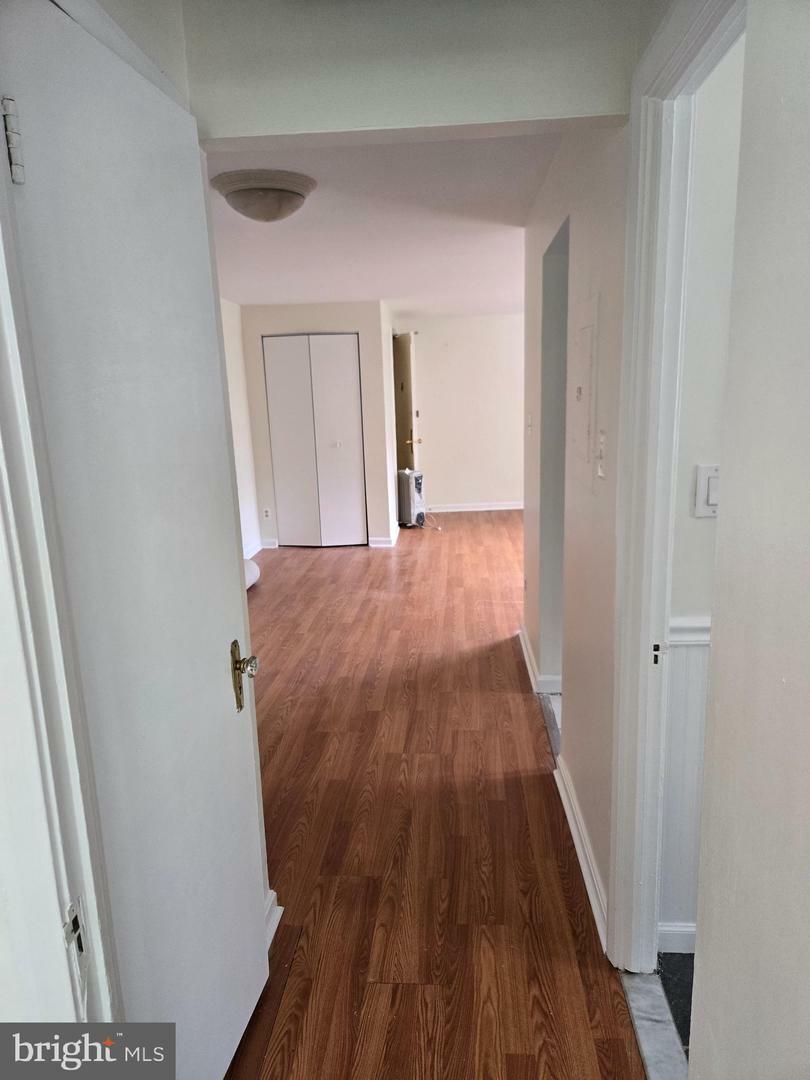Property Photo: 808 Arlington Mill Drive 9-303 VA 22204