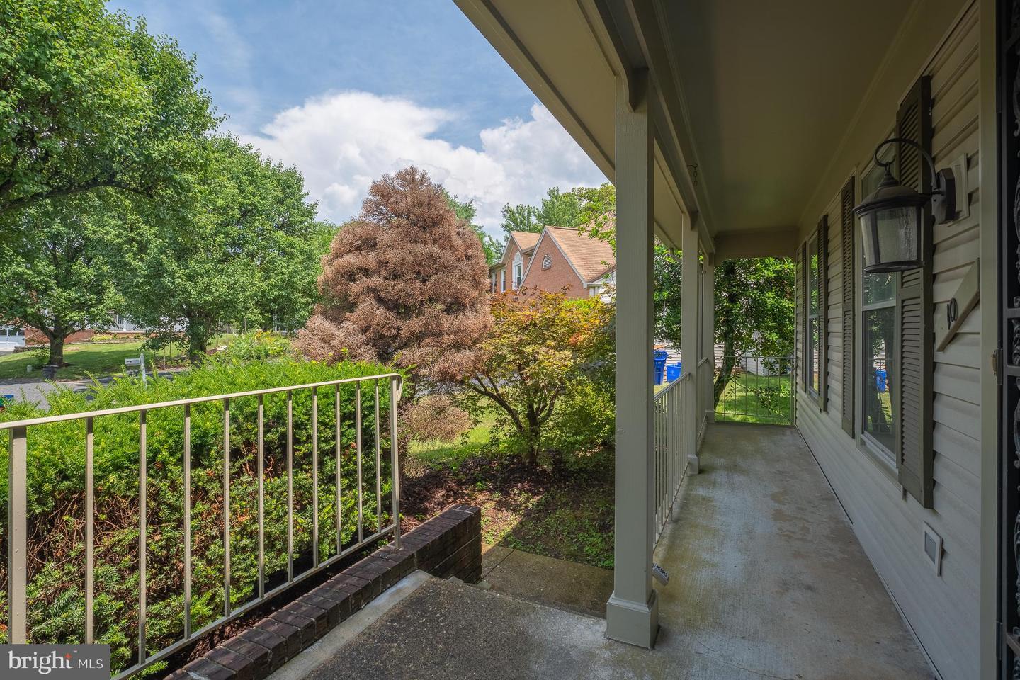 Property Photo: 10 Pinto Court MD 20850