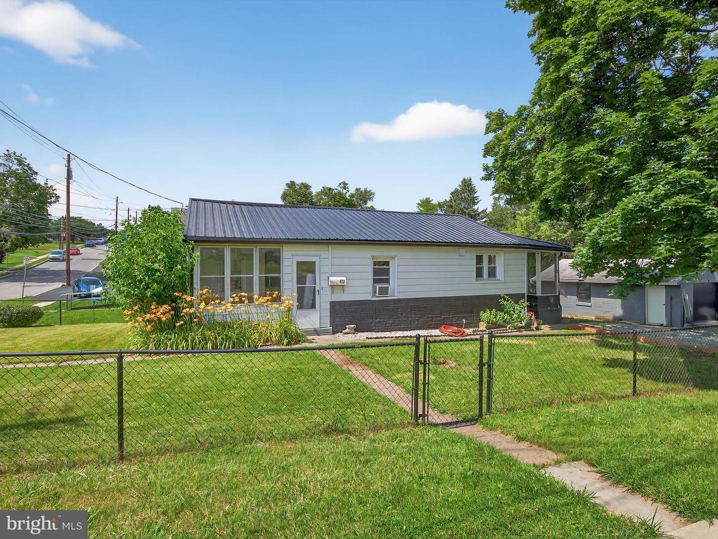 102 Altoona Avenue  Enola PA 17025 photo