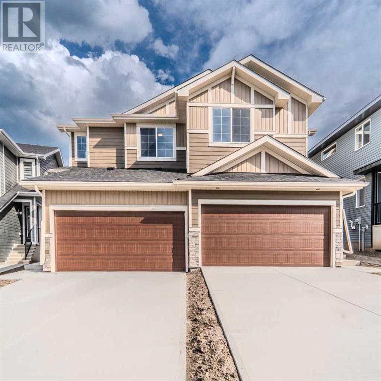 Photo de la propriété:  124 Waterford Way  AB T1X 3A2 