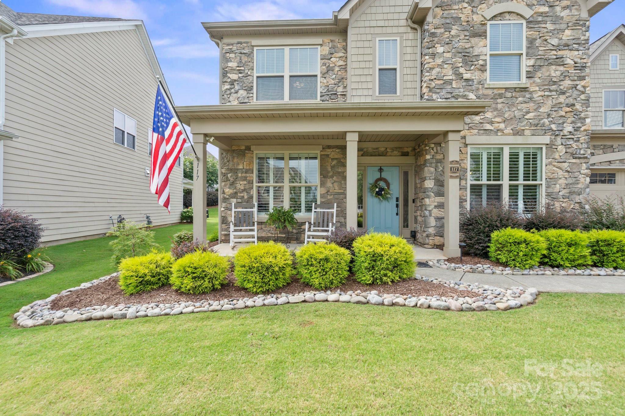 Property Photo: 117 Heron Cove Loop NC 28117