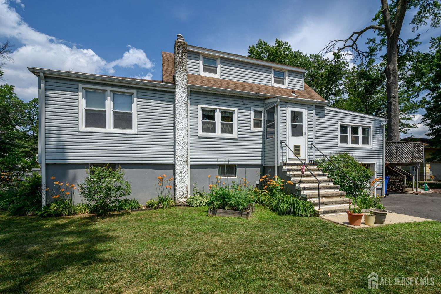 Property Photo:  1650 Holly Road  NJ 08902 