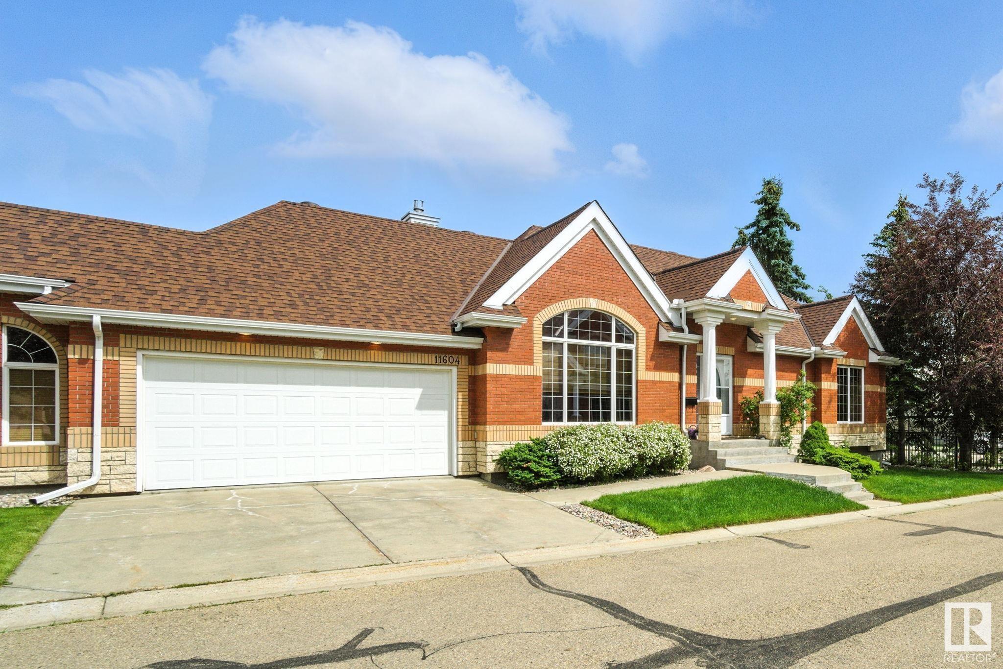 11604 15 Avenue NW  Edmonton AB T6J 7H9 photo