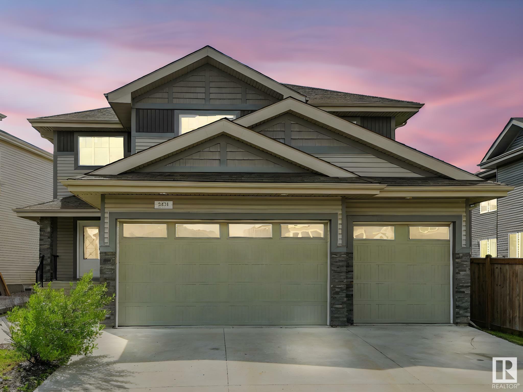 Property Photo: 2421 Ashcraft Crescent SW AB T6W 2M9