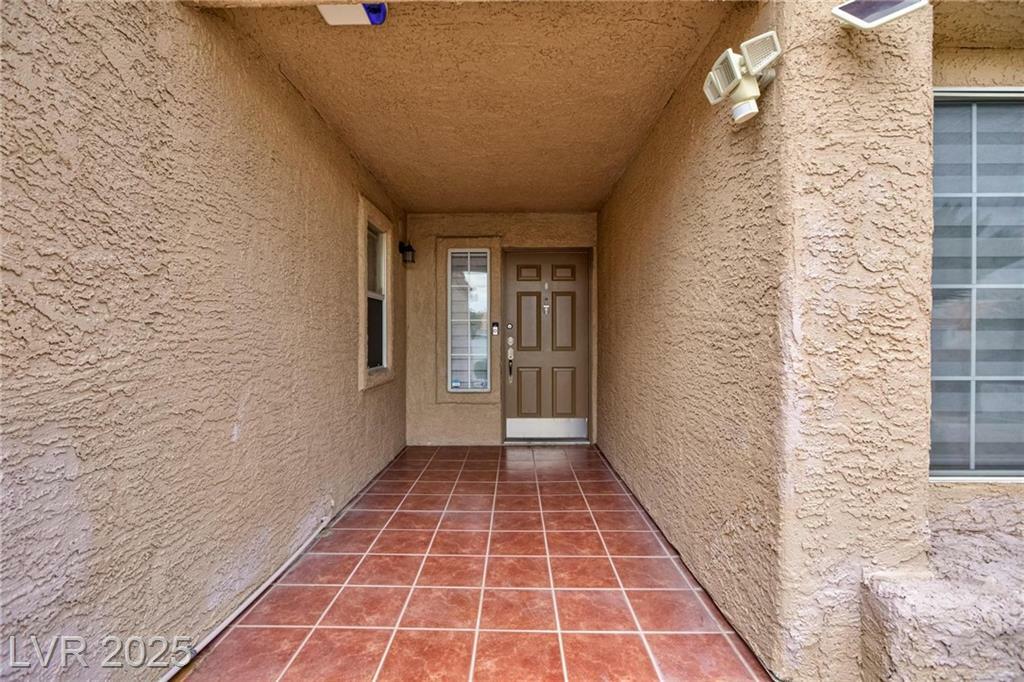 Property Photo: 9836 Russett Wood Circle NV 89117