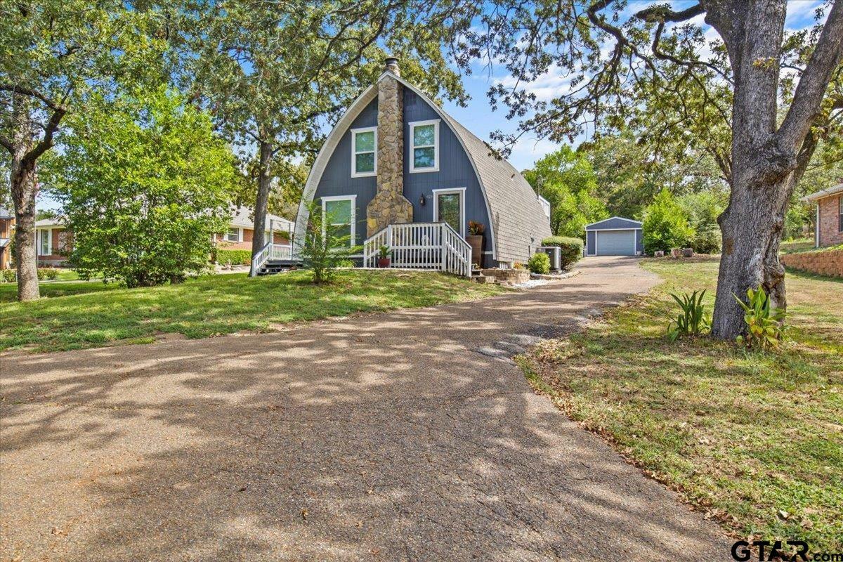 Property Photo: 315 Highlander Heights TX 75771