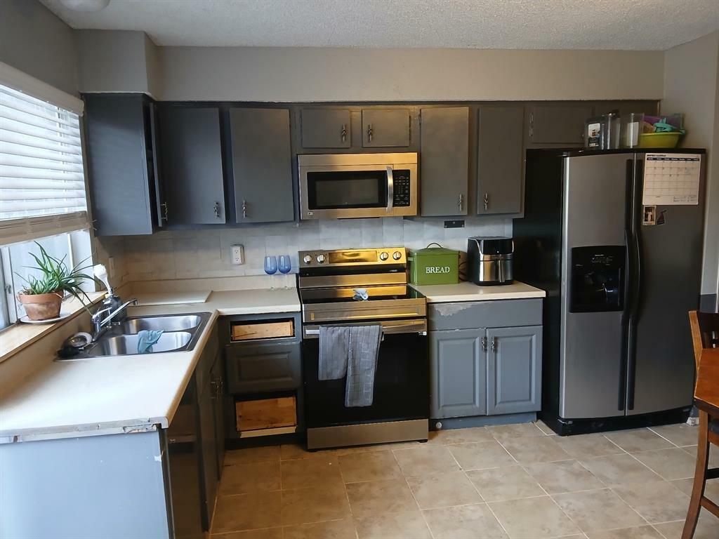 Property Photo: 10362 Cook Road 187 TX 77099