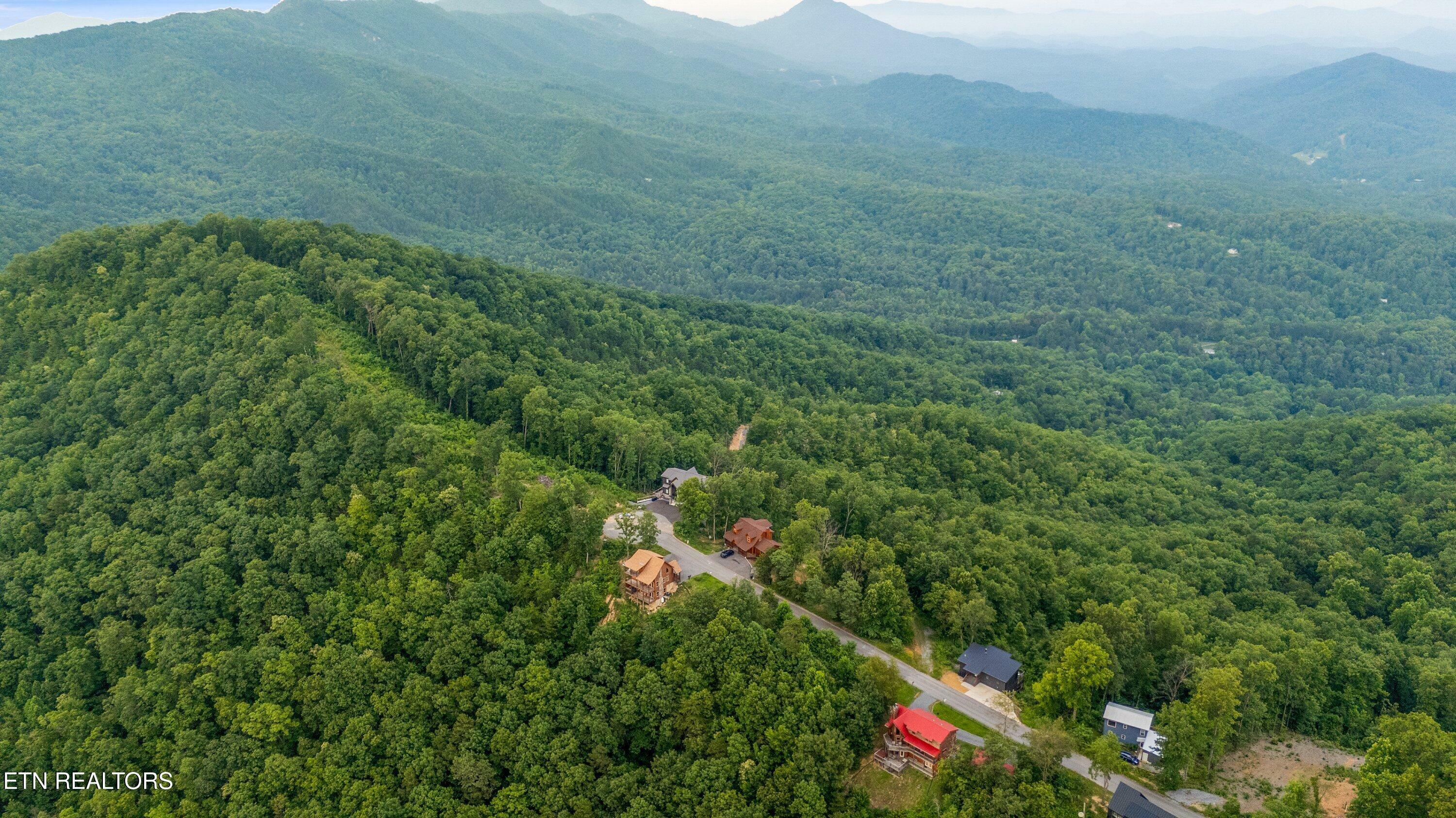 Property Photo: 5 Shell Mountain Rd TN 37876