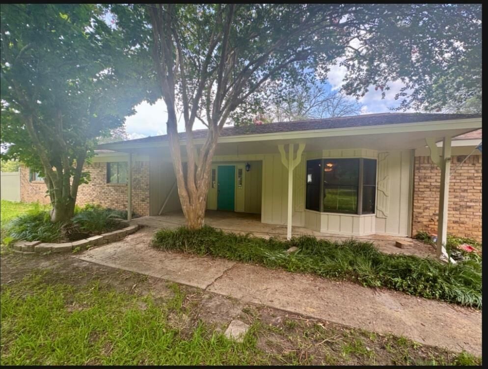 Property Photo:  231 Cr 1135 Oak Hollow Dr.  TX 75638 