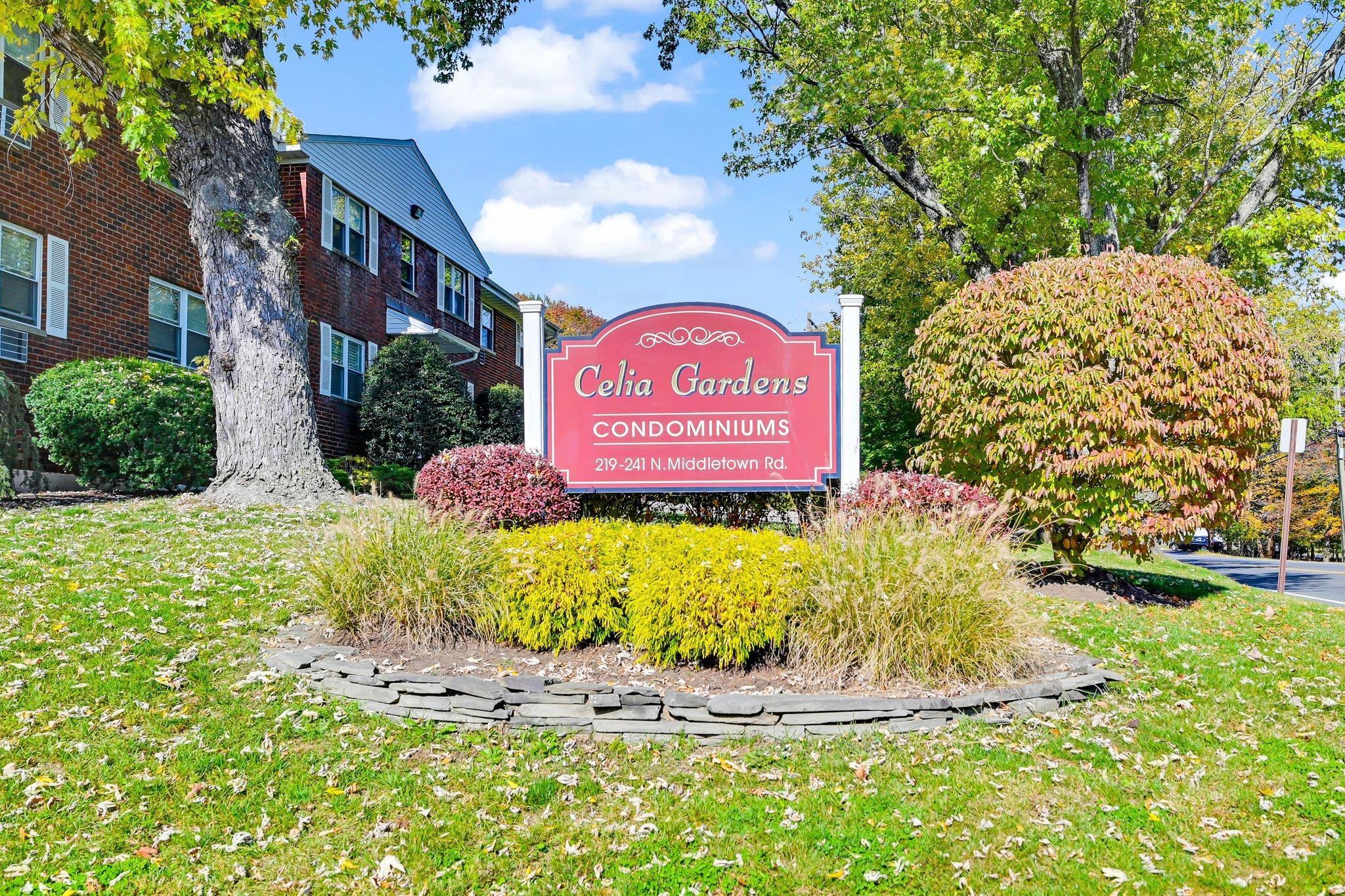 237 N Middletown Road B  Pearl River NY 10965 photo