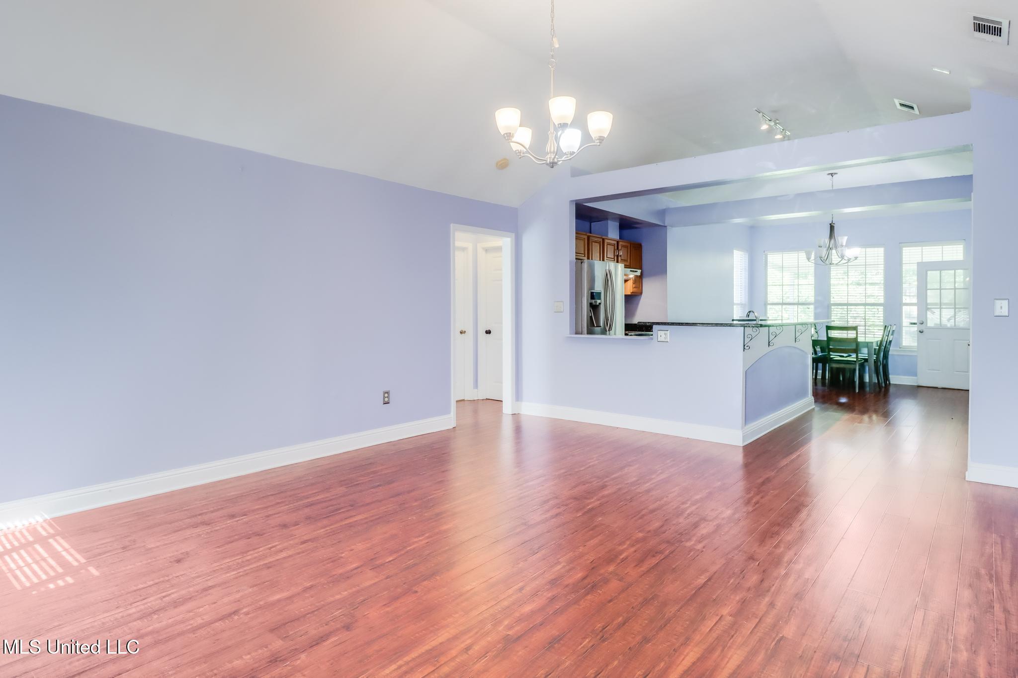 Property Photo:  6909 N Rue Mornay  MS 39532 