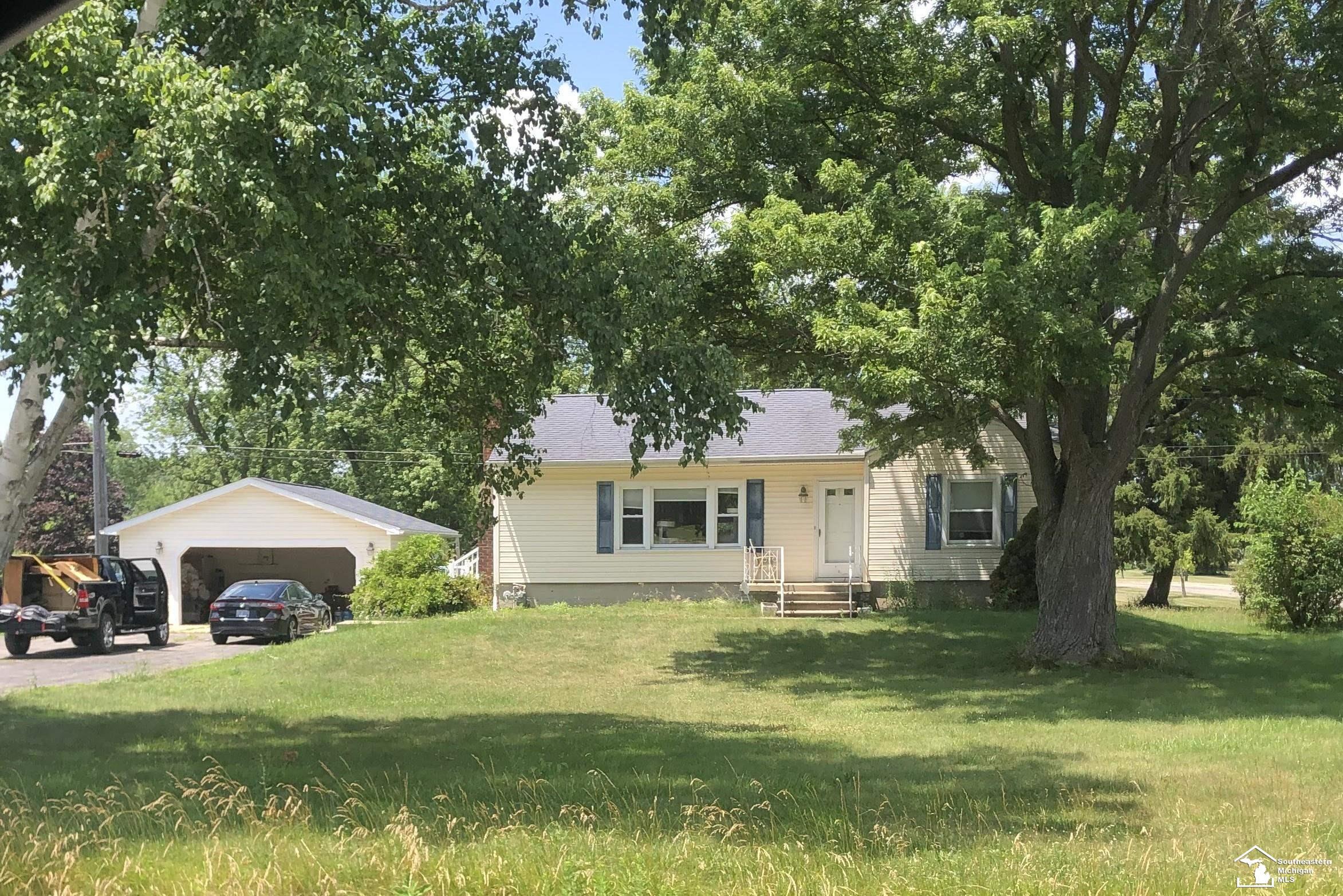 Property Photo:  2841 N Monroe Street  MI 48162 