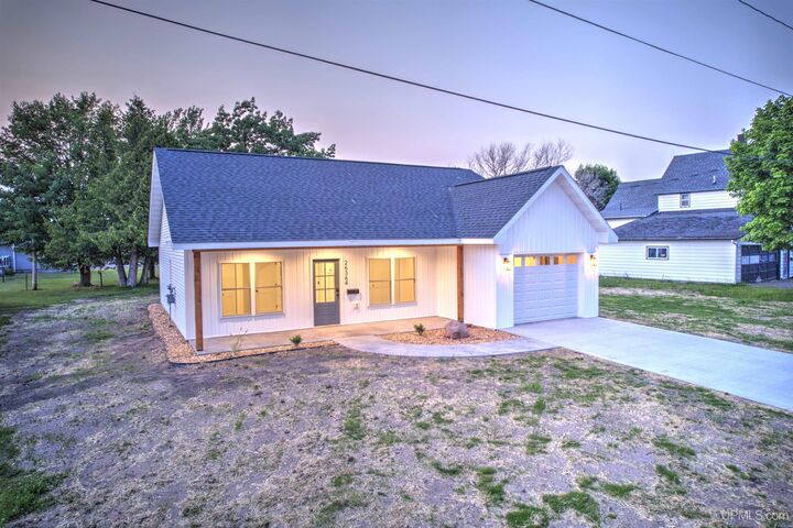 26364 Atlantic Street  Laurium MI 49913 photo