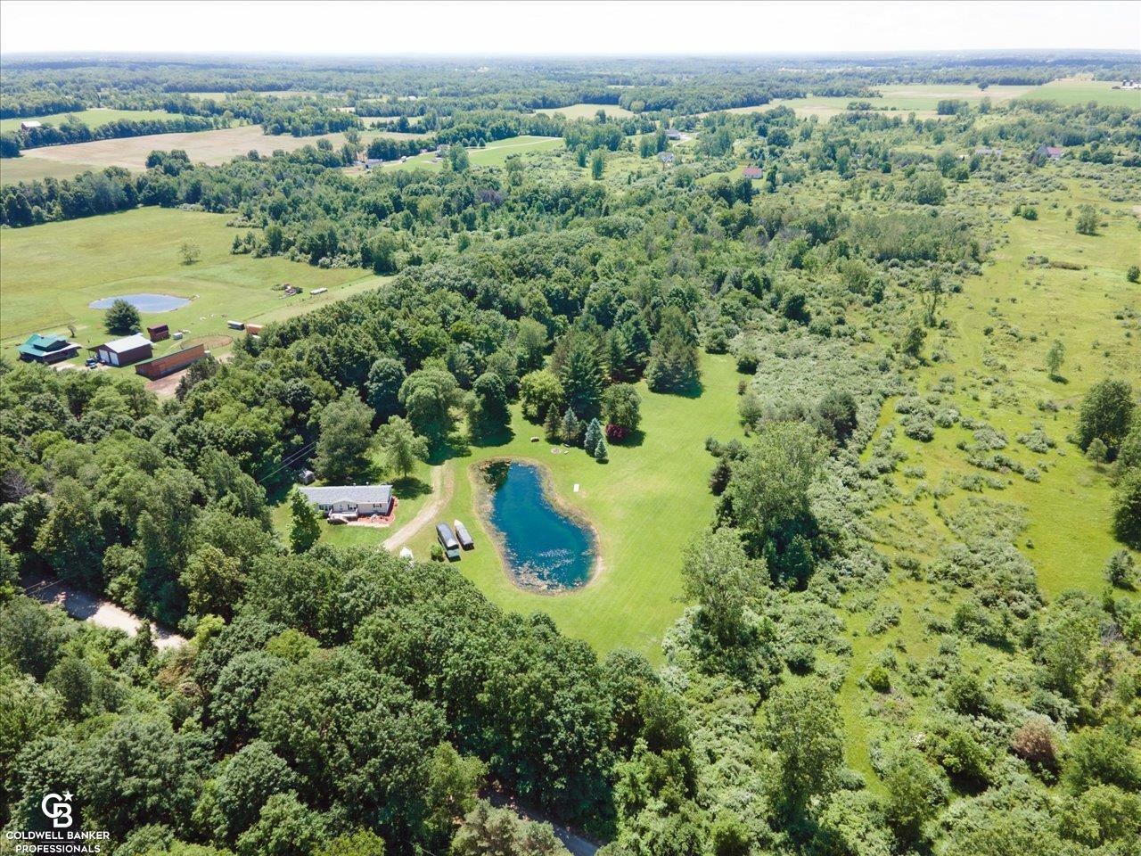 Property Photo:  5901 Quain Rd Road  MI 48022 