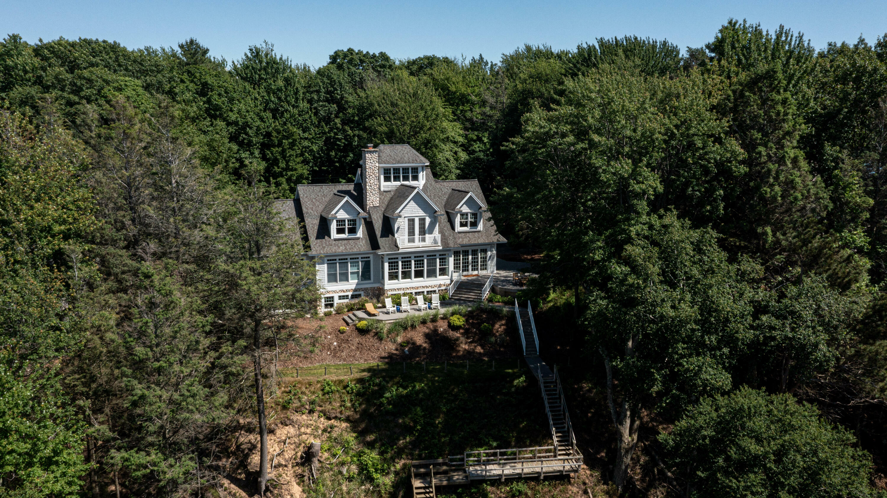 Property Photo: 4569 N Ridge Road MI 49436