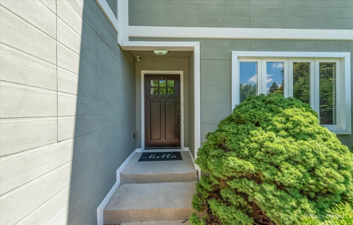 Property Photo: 0N043 Pleasant Hill Road IL 60187
