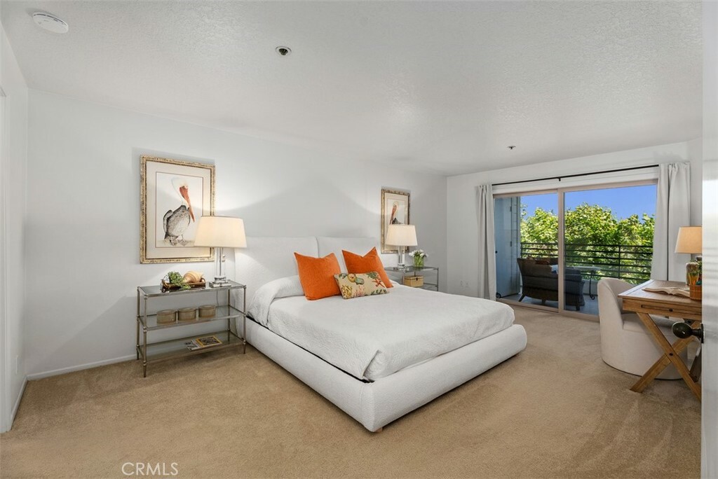 Property Photo: 260 Cagney Lane 206 CA 92663