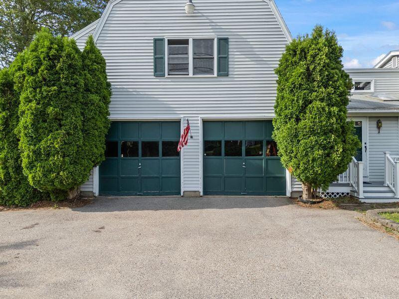 Property Photo: 93 Sanford Road ME 04090