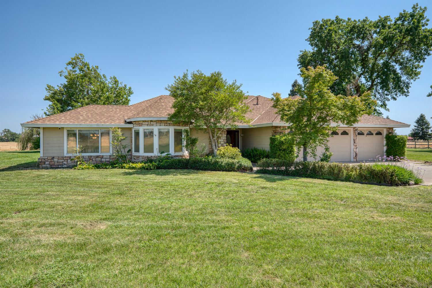 Property Photo: 14050 Indio Drive CA 95683