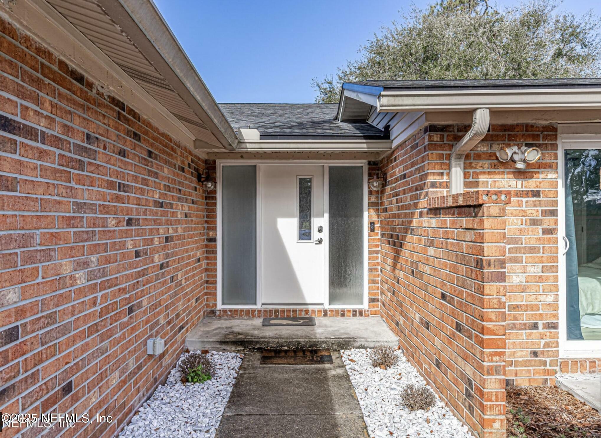 Property Photo: 3320 America Avenue FL 32250