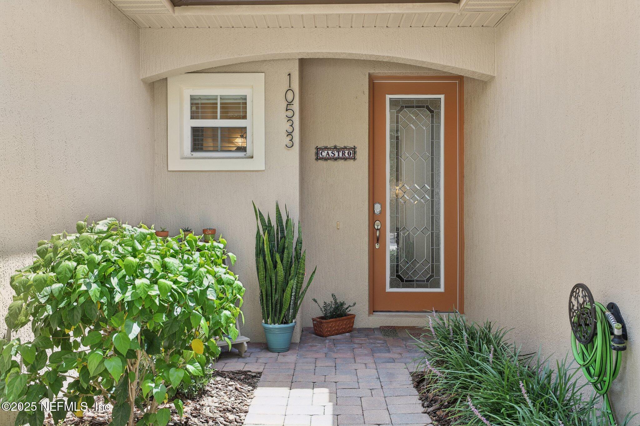 Property Photo: 10533 Belfry Circle FL 32832