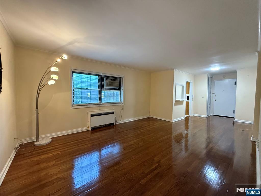 Property Photo: 420 Fairview Avenue 5C NJ 07024