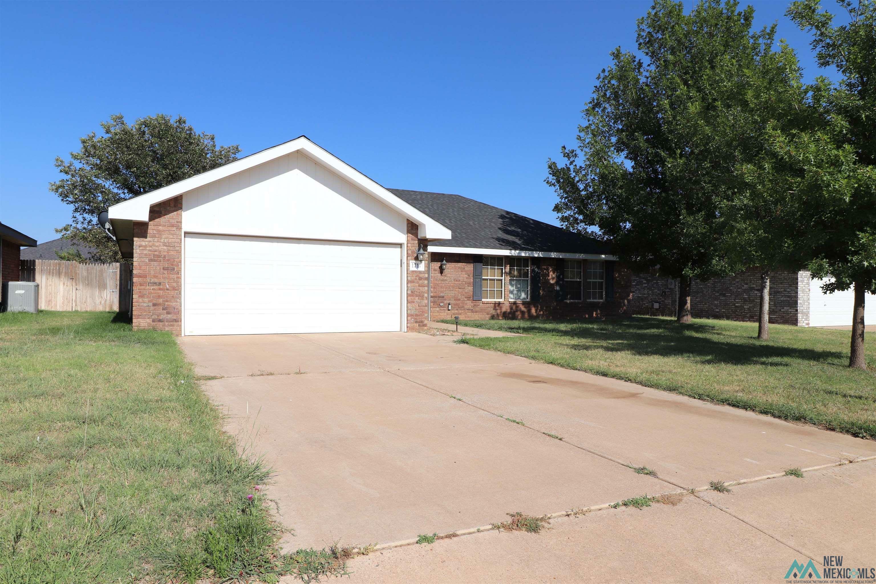 Property Photo: 1717 Erinn Place NM 88101
