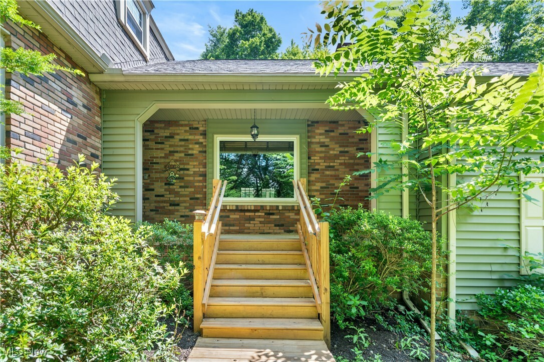 Property Photo: 2801 Sharon Copley Road OH 44256