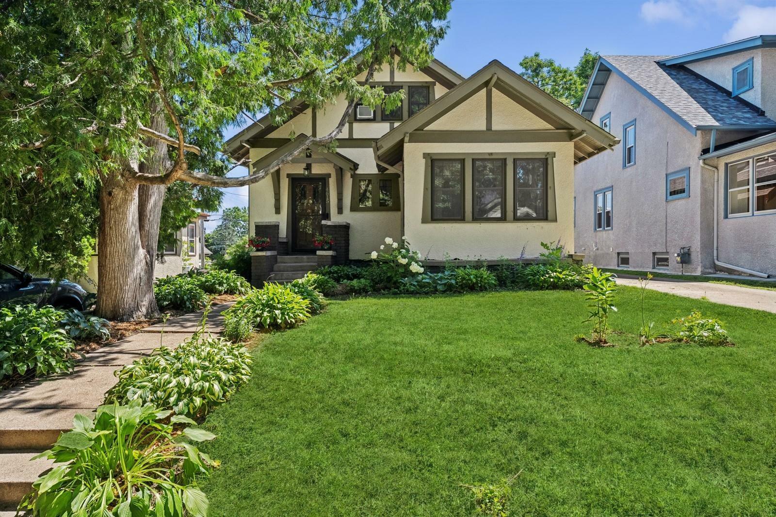 Property Photo: 4615 Aldrich Avenue S MN 55419