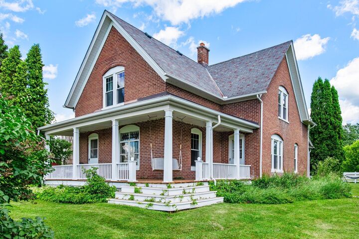 Property Photo: 124 Red Oak Road MN 55006