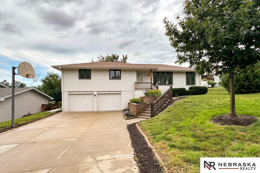Property Photo:  11516 Roanoke Boulevard  NE 68134 