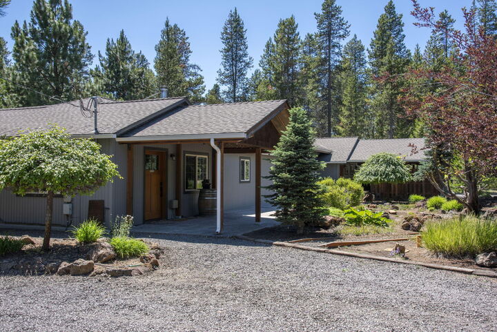 Property Photo: 16111 Lava Drive OR 97739