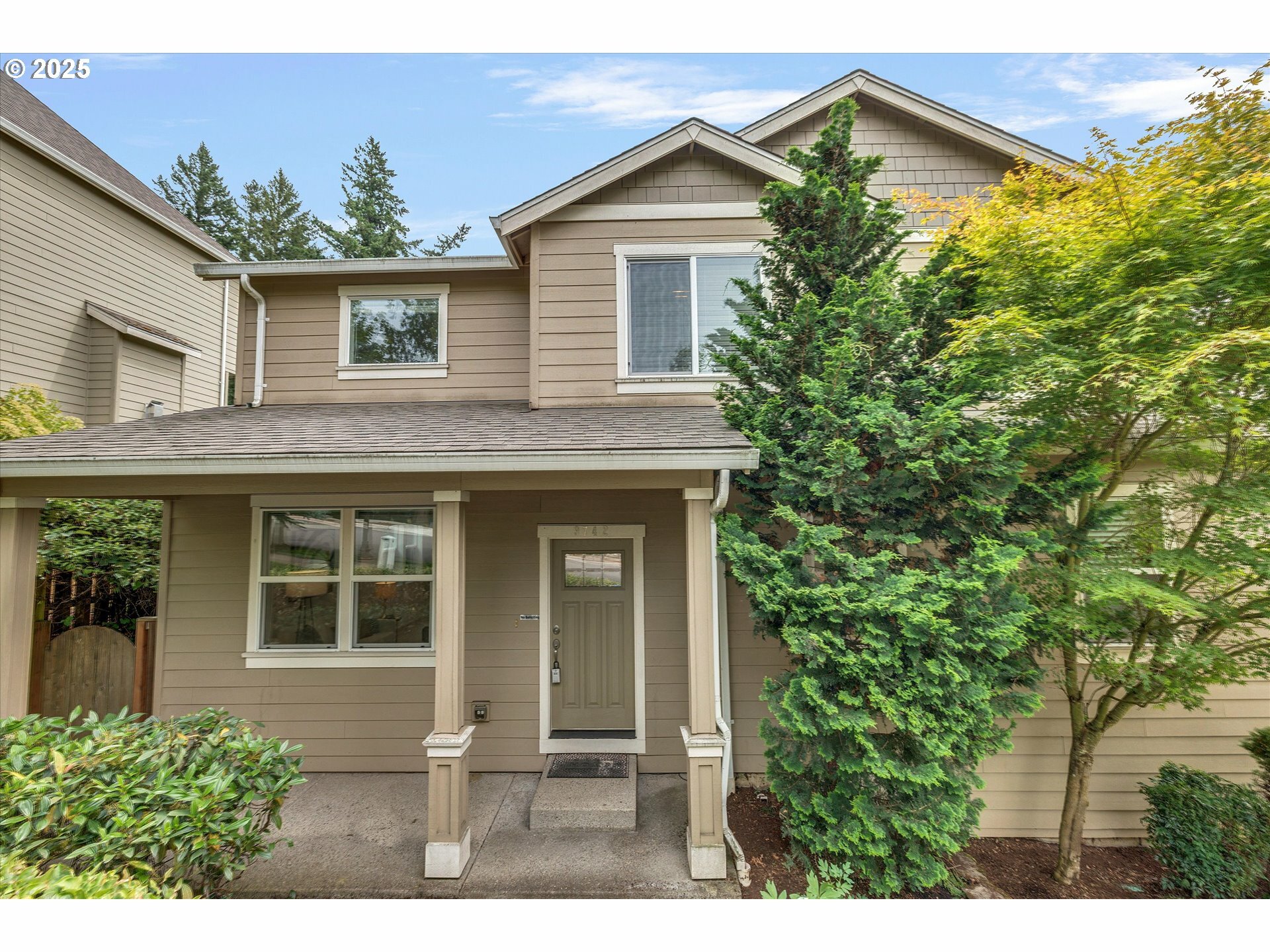 9742 SW Taylor St  Portland OR 97225 photo