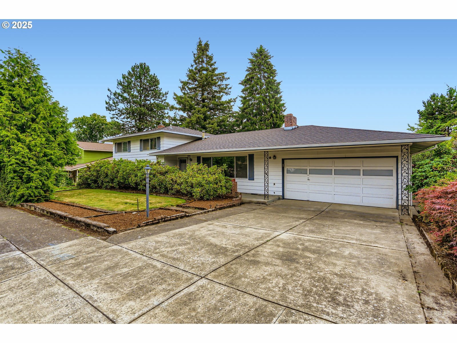 Property Photo: 11780 SW Timberline Dr OR 97008