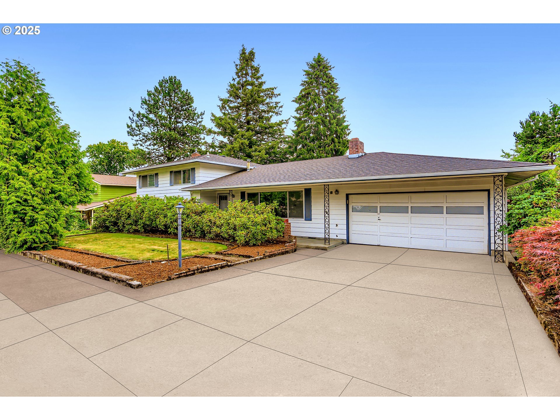 Property Photo: 11780 SW Timberline Dr OR 97008